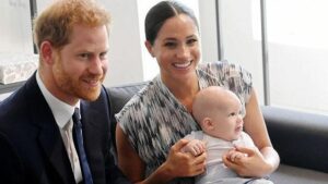 Duchess of Sussex Meghan Markle reveals miscarriage in July: ‘As I clutched my firstborn child...I was losing my 2nd’ 1 prince harry meghan markle archie