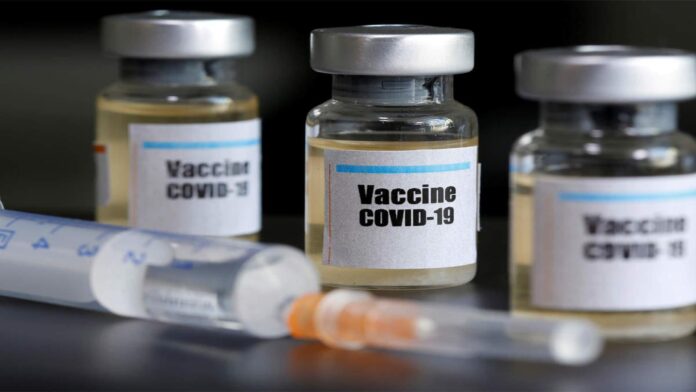 US clears Moderna COVID-19 vaccine, 2nd shot in arsenal