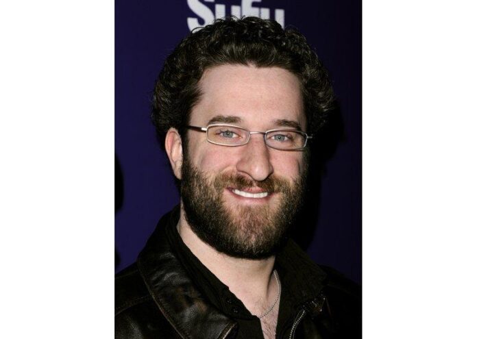 'Saved by Bell' star Dustin Diamond dies from cancer at 44 'Saved by Bell' star Dustin Diamond dies from cancer at 44