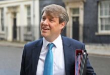 Outlaw Essay Mills for the Protection of Students and United Kingdom Universities, urges ex-Minister Outlaw Essay Mills for the Protection of Students and United Kingdom Universities, urges ex-Minister