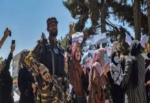 Afghanistan: Taliban Fires Shots In Kabul To Disperse Women Protesters women protester in afganistan