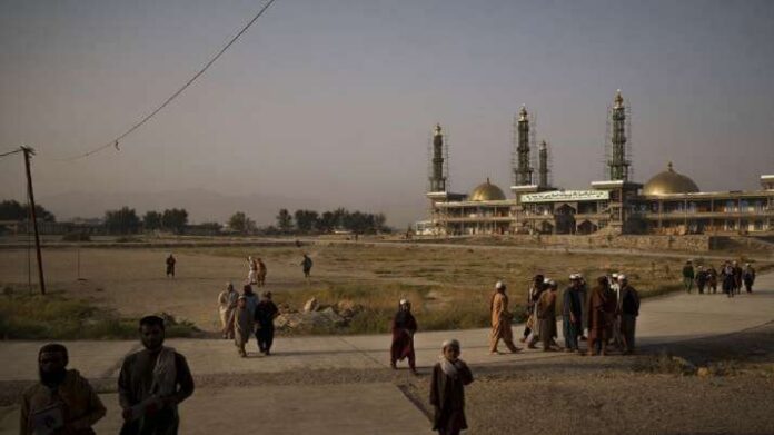 Witnesses said there were victims in an explosion in an Afghan mosque