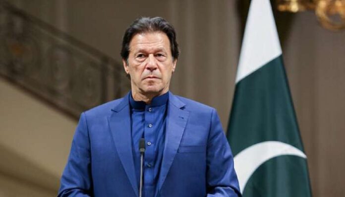 Former Pakistani Prime Minister Abbasi has called on Imran Khan to quit, claiming that the government is ignorant to the suffering of the people. Former Pakistani Prime Minister Abbasi has called on Imran Khan to quit, claiming that the government is ignorant to the suffering of the people.