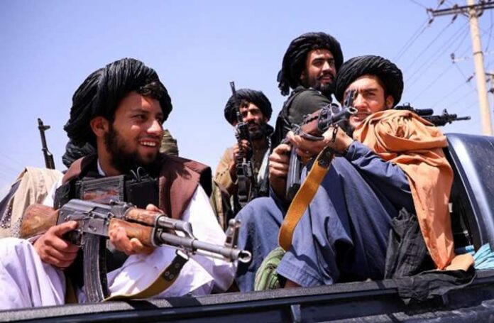 Rickshaw drivers in Afghanistan are not allowed to transport armed passengers; offenders will face consequences Rickshaw drivers in Afghanistan are not allowed to transport armed passengers; offenders will face consequences