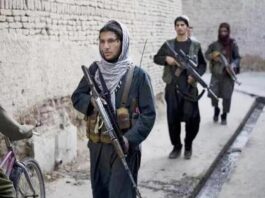 In central Daikundi province, the Taliban arrested 11 IS suspects.