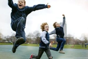 On Christmas Eve, there are FOUR different ways to get your kids to sleep 3 On Christmas Eve, there are FOUR different ways to get your kids to sleep