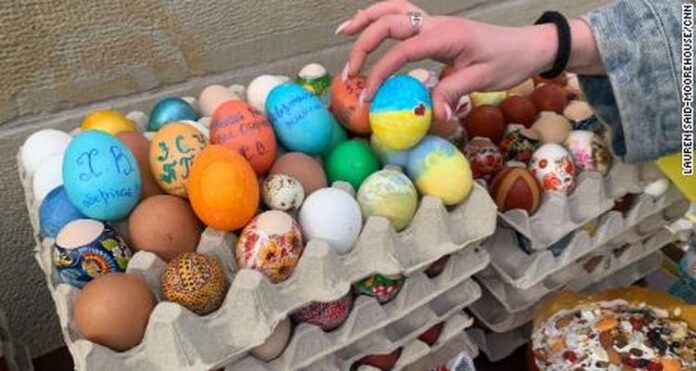 Volodymyr Zelensky, Ukrainians celebrate Easter, The midst of a war zone, Orthodox Easter
