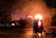 Five people have been killed and hundreds have been injured in the recent violence in Sri Lanka Five people killed, hundreds injured, violence in Sri Lanka, Prime minister, Mahinda Rajapaksa, 22-million, Recent Violations in Sri Lanka, April 9, Anti-government protesters, Colombo, 225 were injured