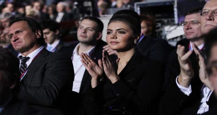 olympic ex-Olympic gymnast, "closely associated" Putin faces, according to reports, Alina Kabaeva, European Union, Russian President Vladimir Putin, Bloomberg, European governments, National Media Group, Ukraine's autonomy
