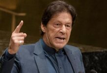 In the midst of a squabble with the government, Imran Khan requests that the army review its policies In the midst of a squabble with the government, Imran Khan requests that the army review its policies