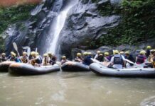 An American man who fell off a raft in the Bali River is missing An American man who fell off a raft in the Bali River is missing