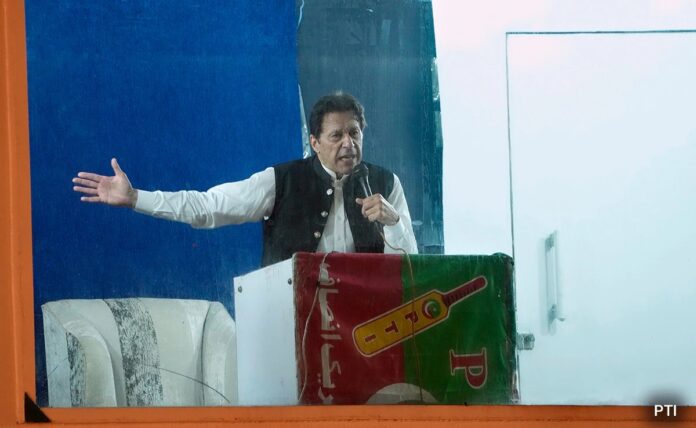Imran Khan will begin running for office today, and his party declares that "We Are Ready" Imran Khan will begin running for office today, and his party declares that "We Are Ready"