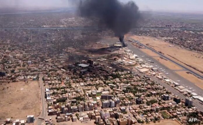 Khartoum, the capital of Sudan, Sees Scars of Conflict in a Viral Video Khartoum, the capital of Sudan, Sees Scars of Conflict in a Viral Video